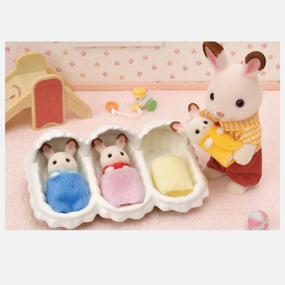 Sylvanian Families Triplets Care Set